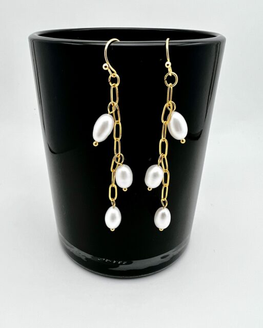 Pearl Dangle Earrings Gold Image 1