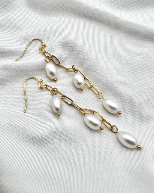 Pearl Dangle Earrings Gold Image 5